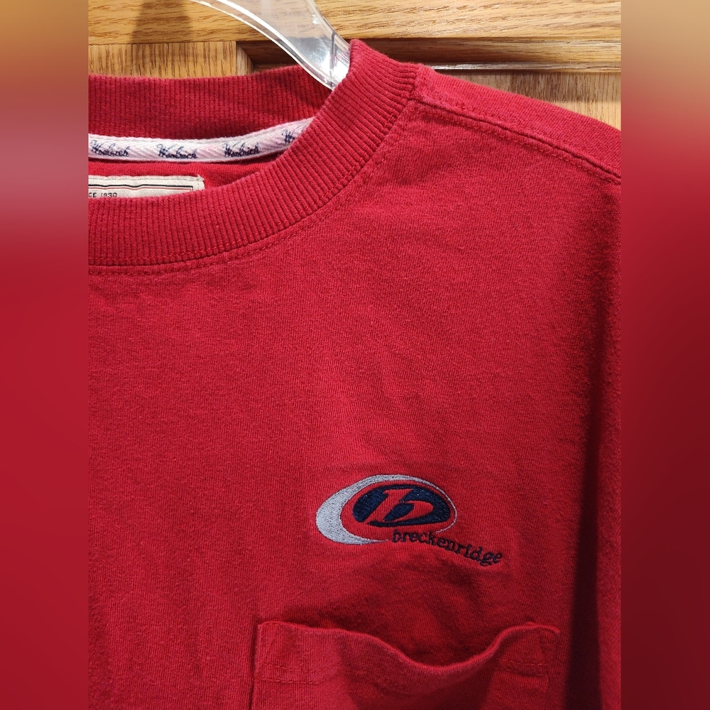 Vintage Woolrich Men's Breckenridge Overaized Red T-shirt